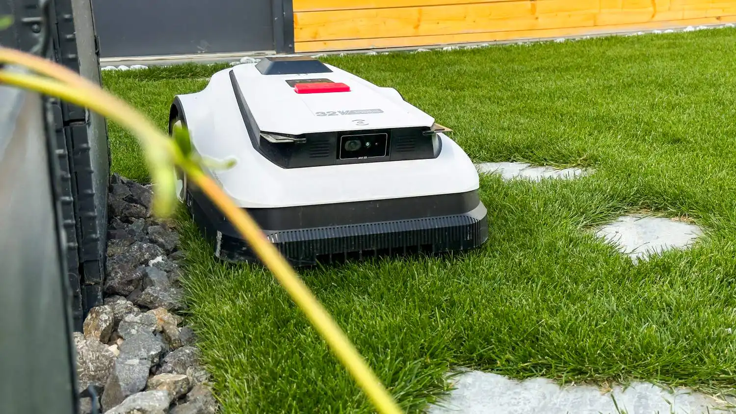 Ecovacs Goat A1600 RTK