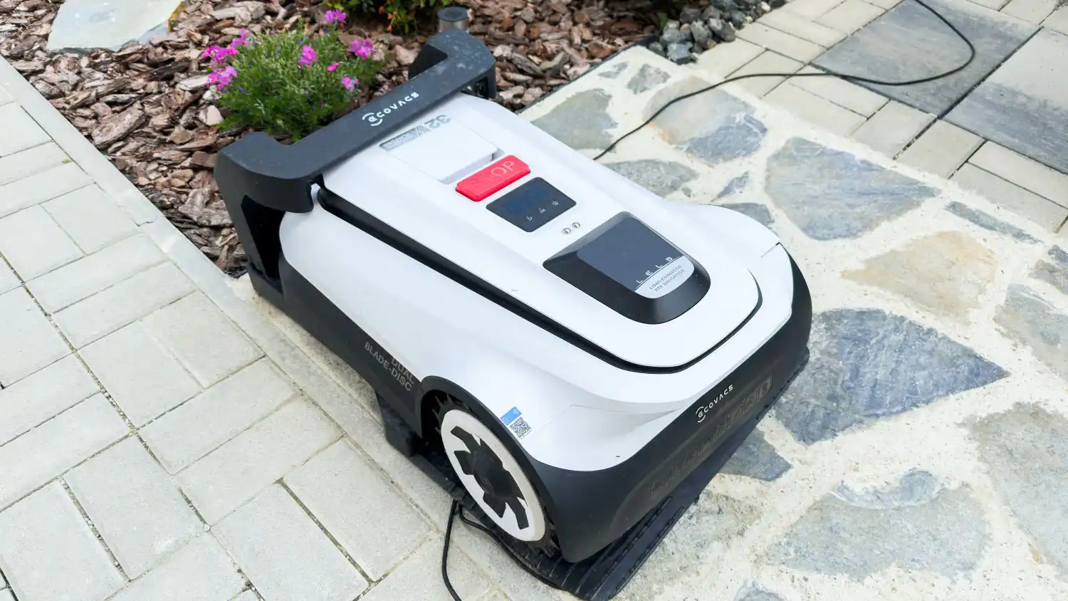 Ecovacs Goat A1600 RTK