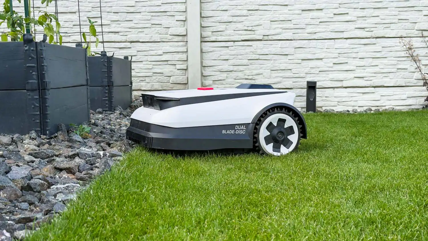 Ecovacs Goat A1600 RTK