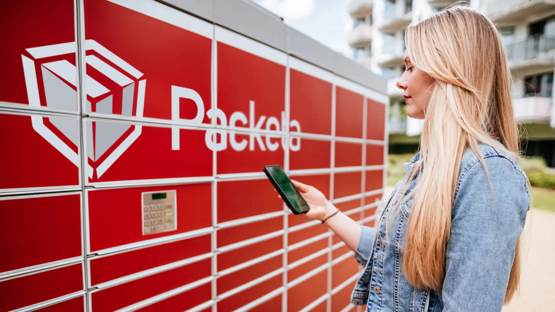 Výdajný box spoločnosti Packeta.