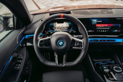 bmw apple carplay