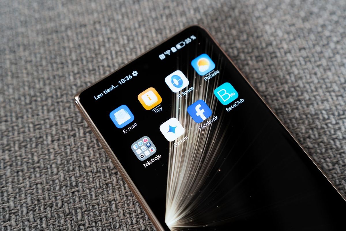 Honor Magic V5