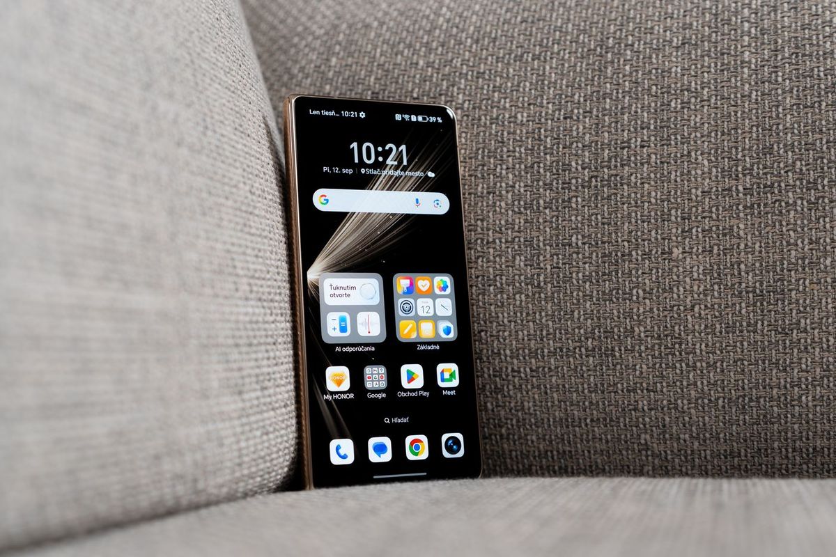 Honor Magic V5