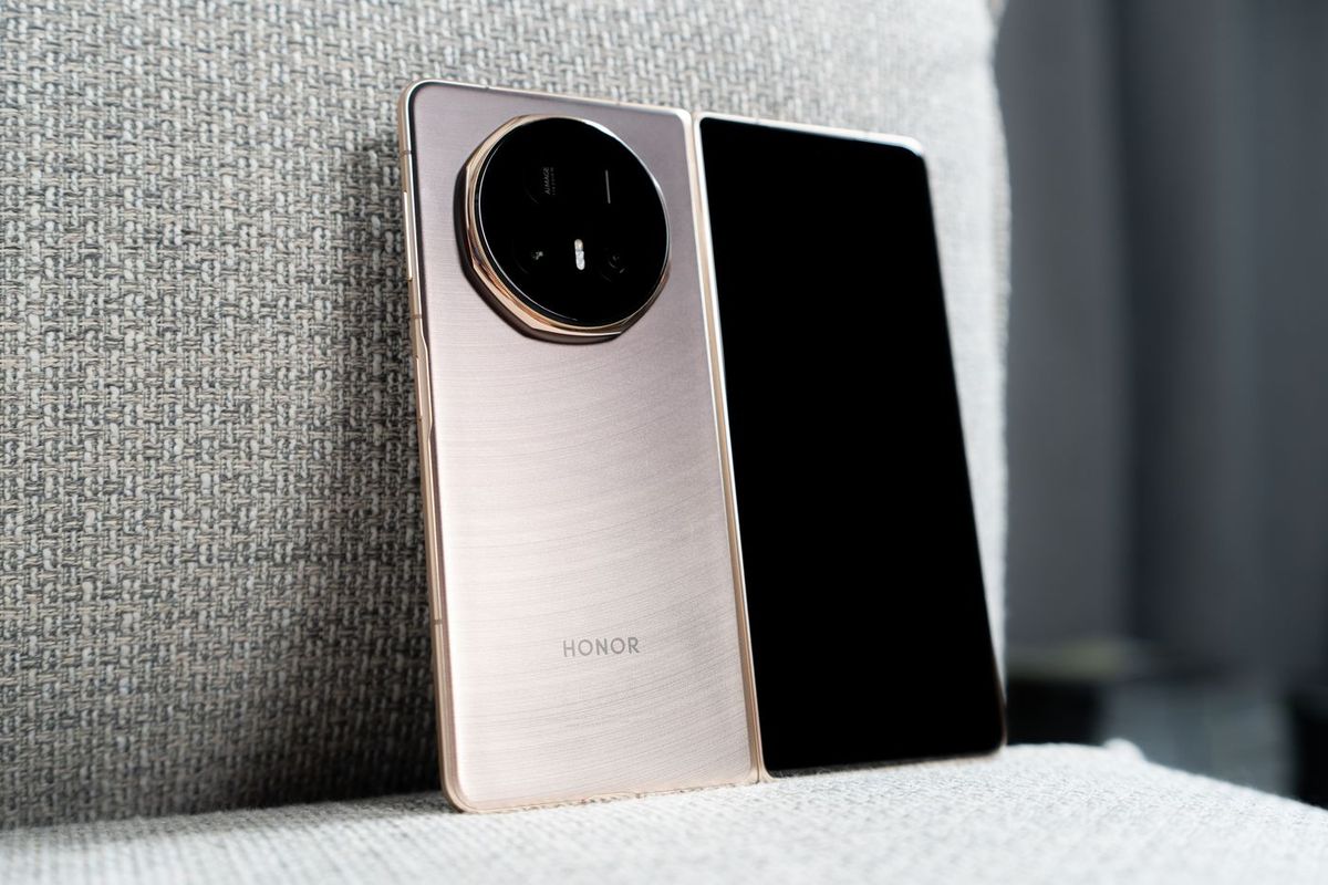Honor Magic V5