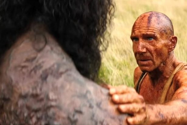 trailer 28 rokov potom: chrám kostí