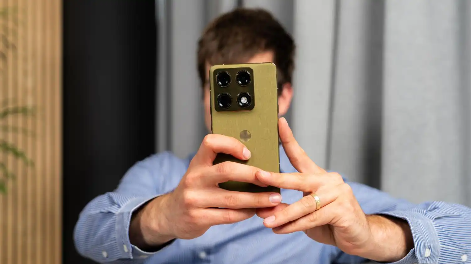 Motorola Signature