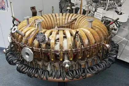 fúzny reaktor